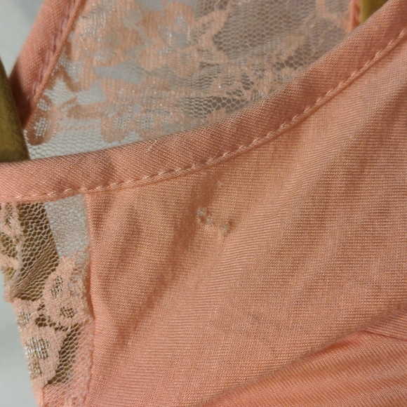 Pinc maternity blouse size medium - Picture 2 of 7